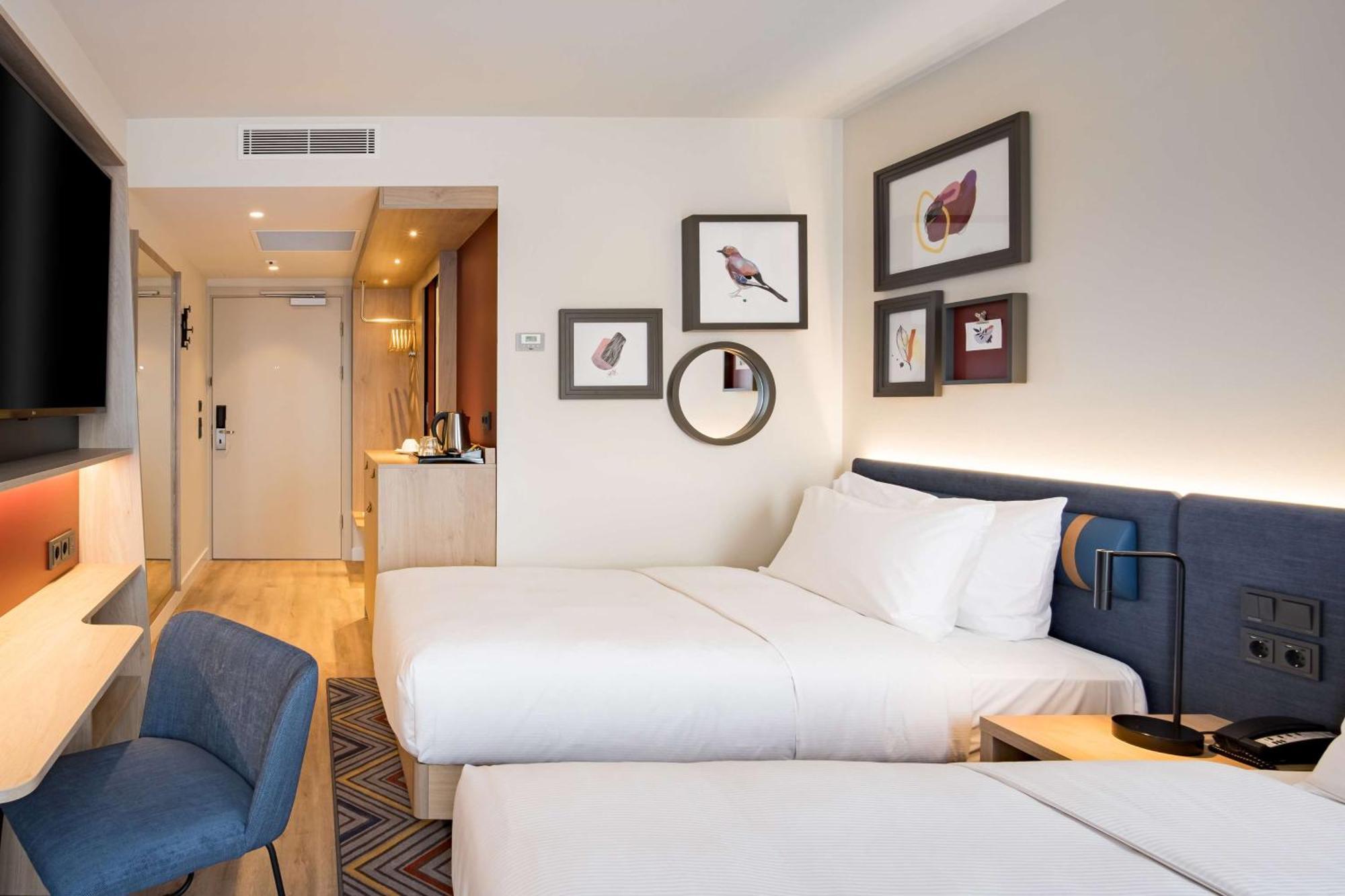 Hampton By Hilton Riga Airport Hotel Marupe Bagian luar foto