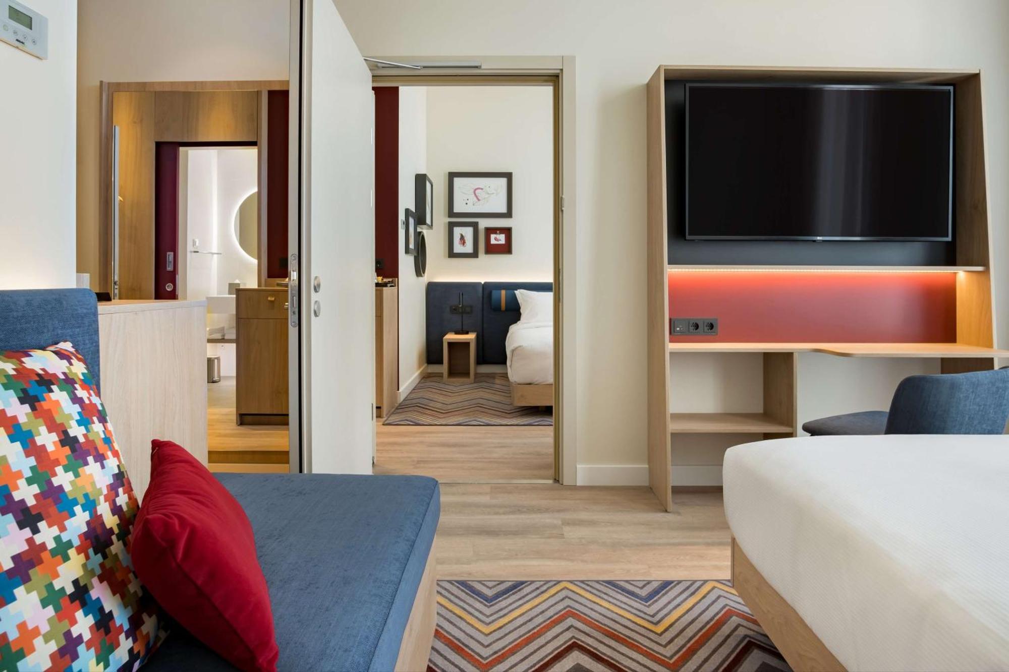Hampton By Hilton Riga Airport Hotel Marupe Bagian luar foto