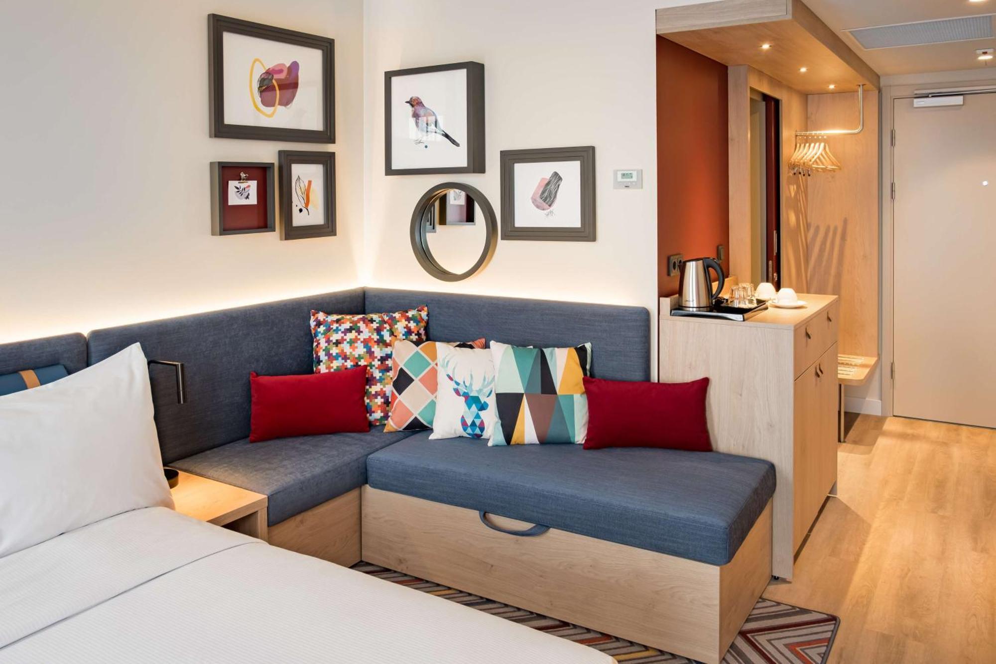 Hampton By Hilton Riga Airport Hotel Marupe Bagian luar foto